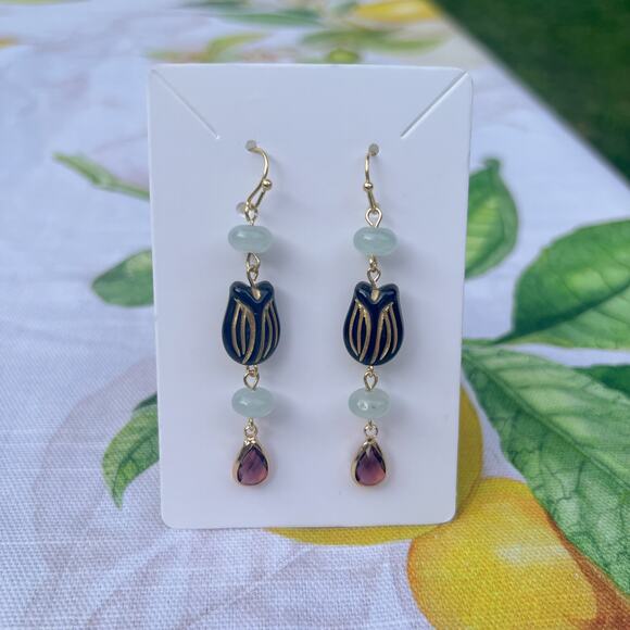 Aquamarine Garnet Wine Red Crystal Glass Black Tulip Floral Bead Casual Earrings - Picture 1 of 8